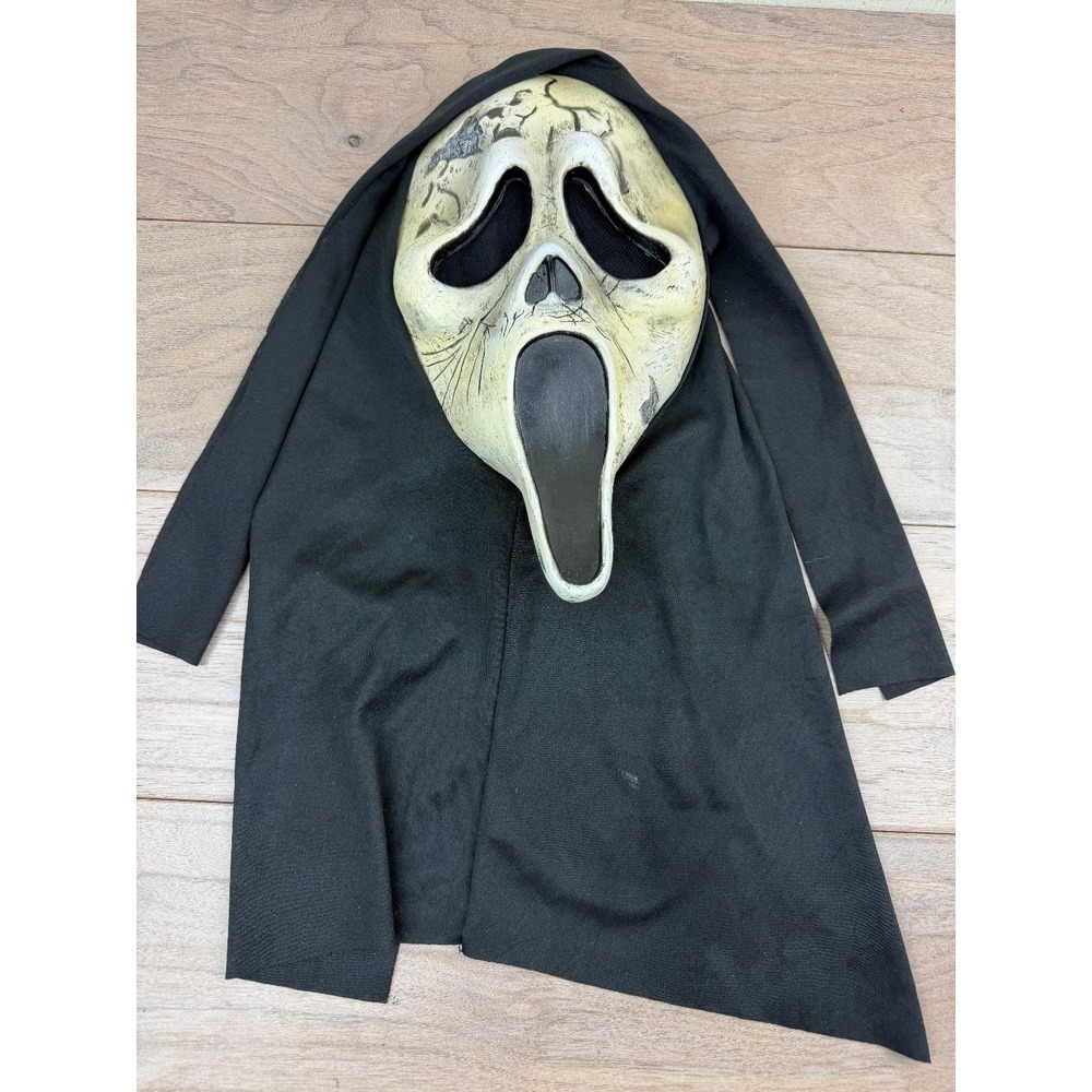 Ghostface Scream Mask with Black Hood Halloween Costume Fun World Div. Adult